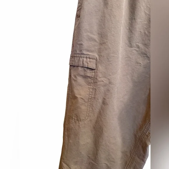 Columbia Men's Khaki Cargo Pants - Picture 5 of 6